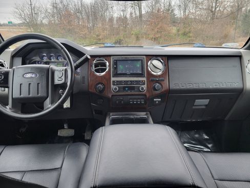 Used 2012 Ford F350 Lariat w/ Snow Plow Prep Pkg image 12