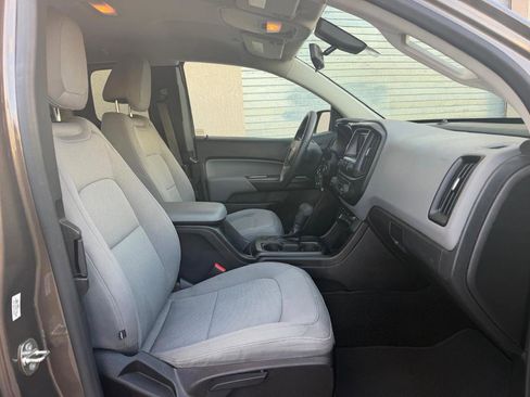 Used 2016 Chevrolet Colorado W/T w/ WT Convenience Package RWD image 19