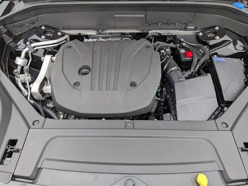 New 2026 Volvo XC90 B5 Core AWD/4WD image 19