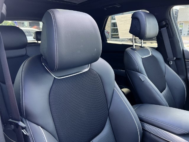 Used 2024 Genesis GV70 3.5T Sport AWD/4WD image 23