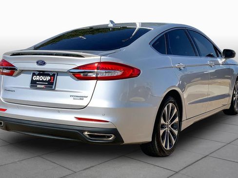 Used 2019 Ford Fusion Titanium AWD/4WD image 13