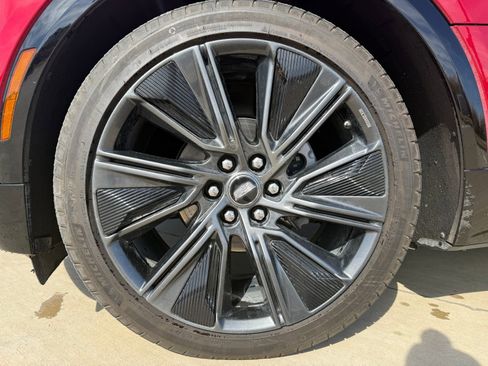 Certified 2024 Cadillac Lyriq Sport w/ Nappa Leather Package image 11