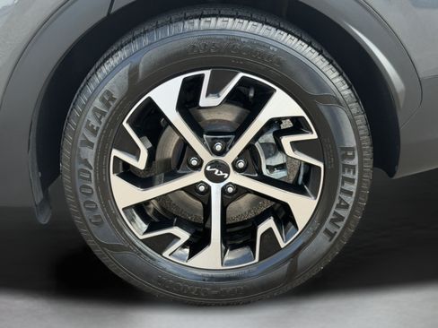 Used 2023 Kia Sportage EX FWD image 34