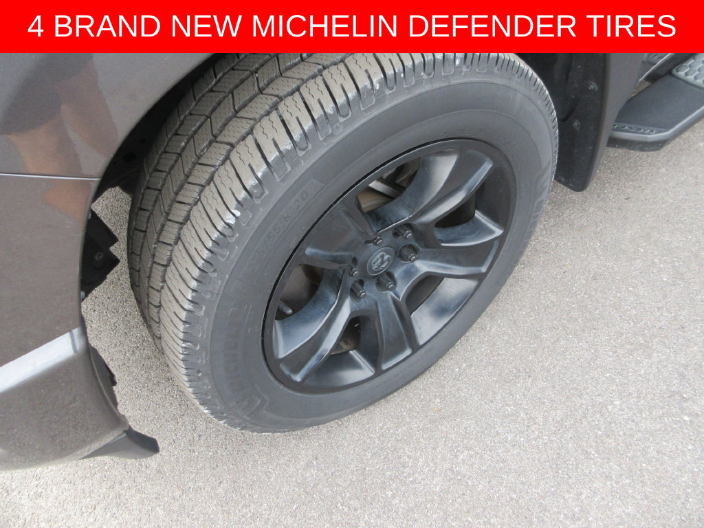Used 2022 RAM 1500 Big Horn AWD/4WD image 3