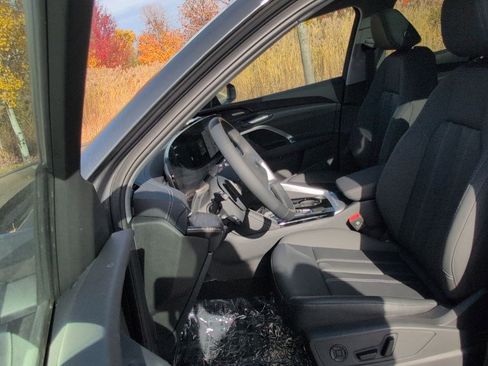 New 2025 Audi Q5 Premium Plus image 19