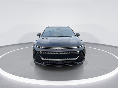 New 2026 Chevrolet Equinox EV RS image 3