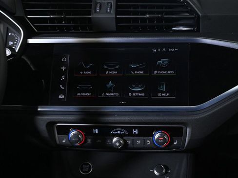 Certified 2025 Audi Q3 2.0T Premium w/ Convenience Package image 13