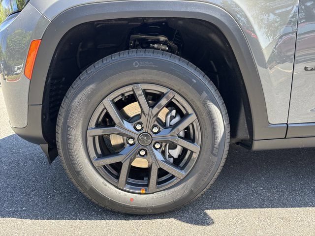 New 2027 Jeep Grand Cherokee 4WD image 11