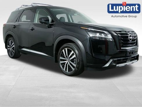 Certified 2023 Nissan Pathfinder Platinum AWD/4WD image 1
