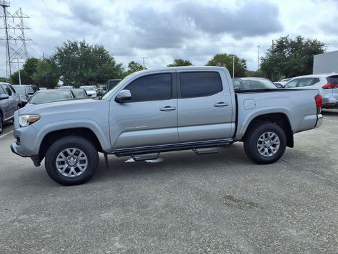 Used 2019 Toyota Tacoma SR5 RWD image 23
