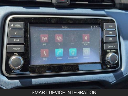 New 2025 Nissan Versa SV w/ Trunk Package FWD image 17