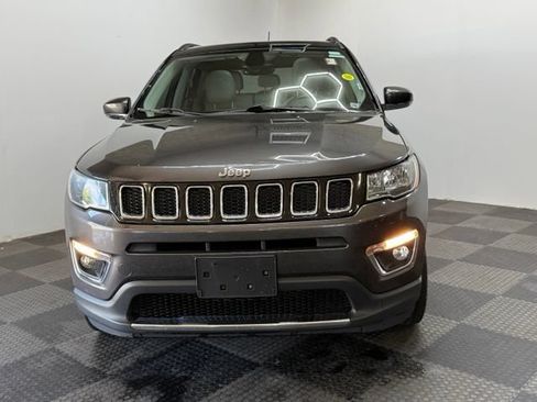Used 2018 Jeep Compass Limited w/ Navigation Group AWD/4WD image 4