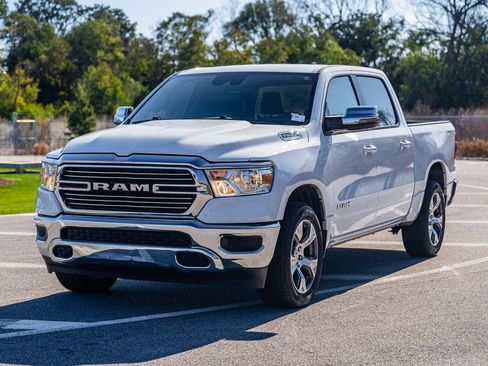 Used 2024 RAM 1500 Laramie image 3