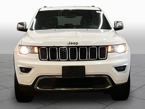 Used 2017 Jeep Grand Cherokee Limited AWD/4WD image 4