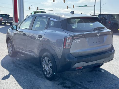 Used 2025 Nissan Kicks S w/ Charging Package AWD/4WD image 8