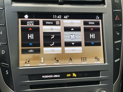 Used 2019 Lincoln MKZ Reserve image 21