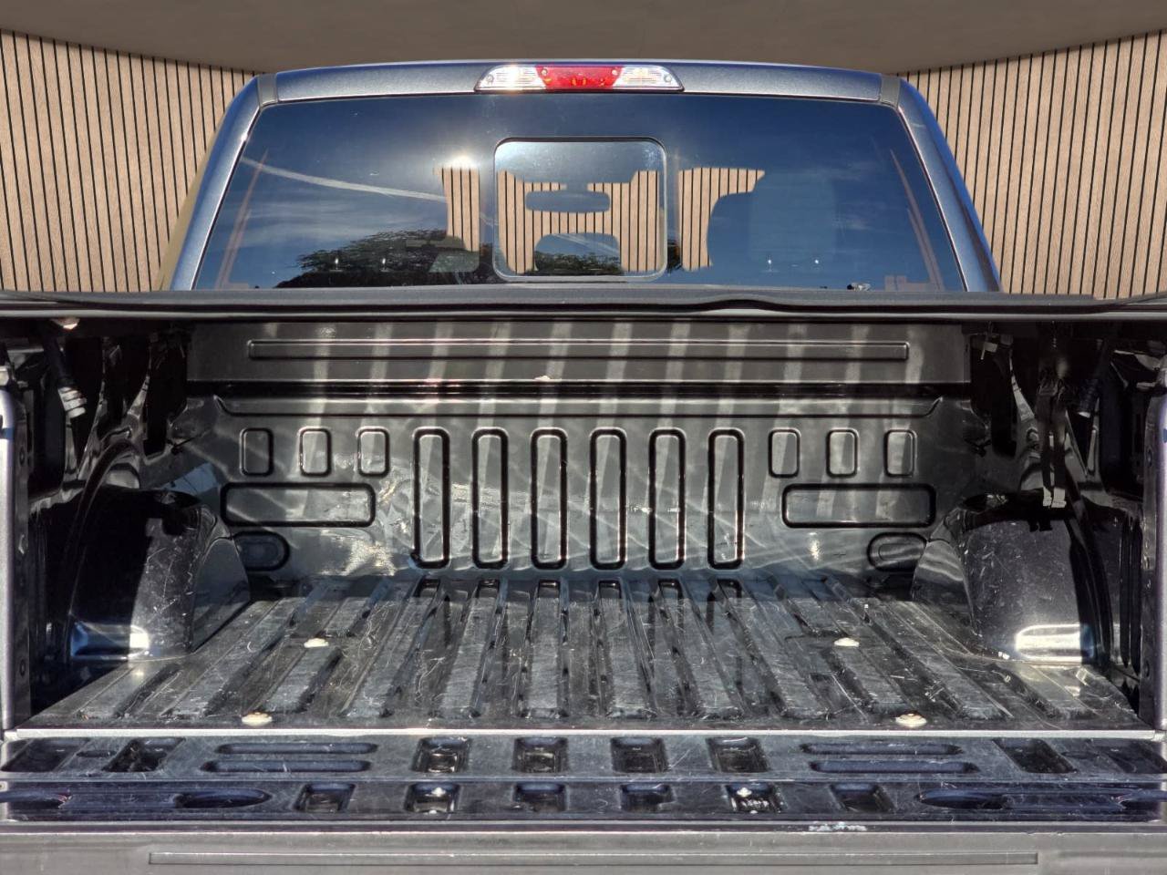 Used 2016 Ford F150 XLT w/ Equipment Group 302A Luxury AWD/4WD image 34