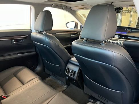 Used 2017 Lexus ES 350 w/ Premium Package FWD image 42