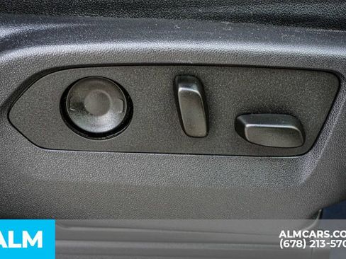 Used 2025 GMC Sierra 1500 SLT image 53