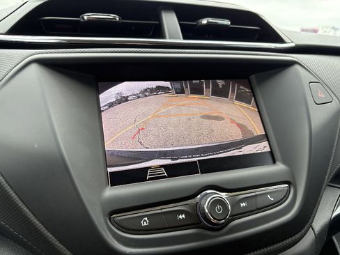 Used 2021 Chevrolet TrailBlazer LT image 37