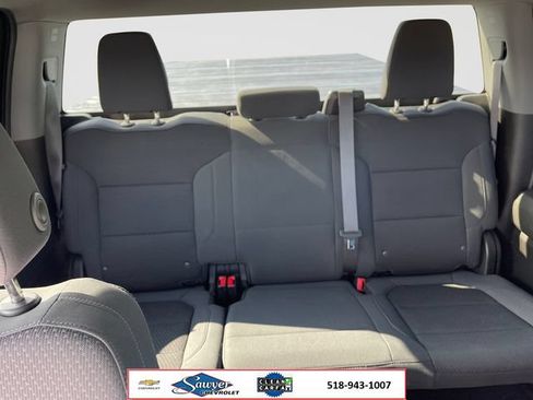Used 2021 Chevrolet Silverado 1500 Custom AWD/4WD image 17