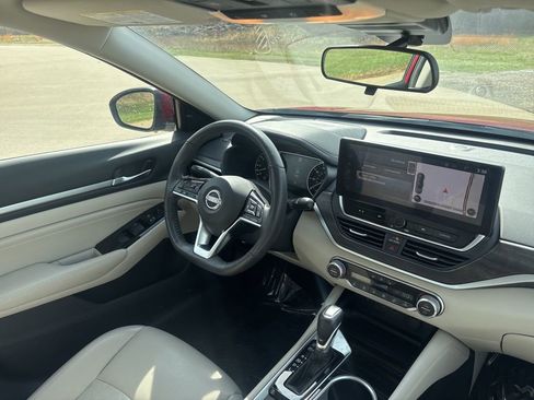 Used 2023 Nissan Altima 2.5 SL AWD/4WD image 31