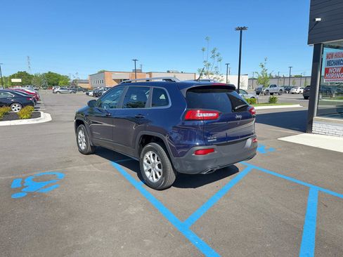 Used 2015 Jeep Cherokee Latitude w/ Comfort/Convenience Group AWD/4WD image 7