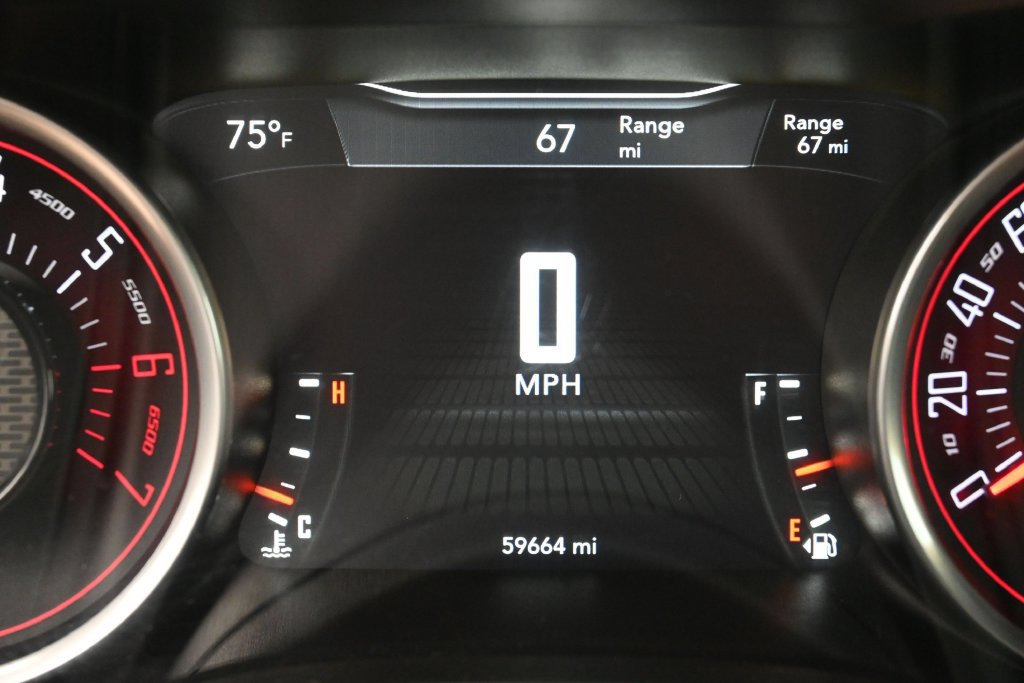 Used 2016 Dodge Challenger R/T Scat Pack RWD image 11