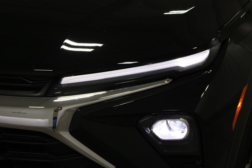 Used 2026 Chevrolet TrailBlazer LT FWD image 13