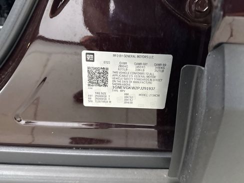 Used 2023 Chevrolet Traverse LT AWD/4WD image 11