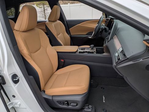 Used 2023 Lexus RX 350 Premium w/ Accessory Package (Z1) image 24