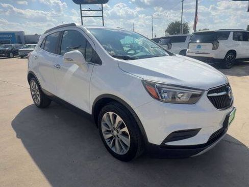 Used 2018 Buick Encore Preferred FWD image 2