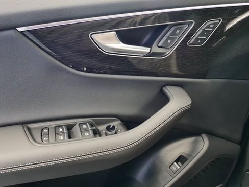 New 2026 Audi Q8 Premium Plus image 32