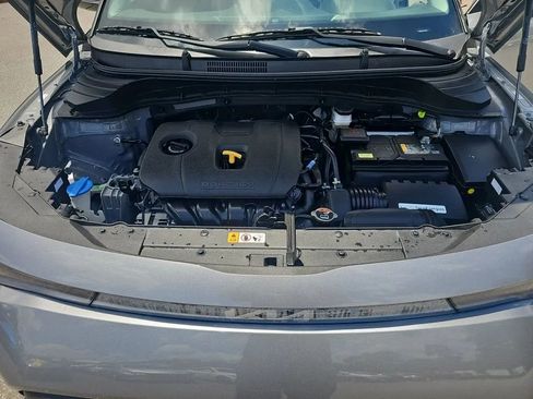 Used 2025 Kia Soul LX w/ LX Technology Package image 19