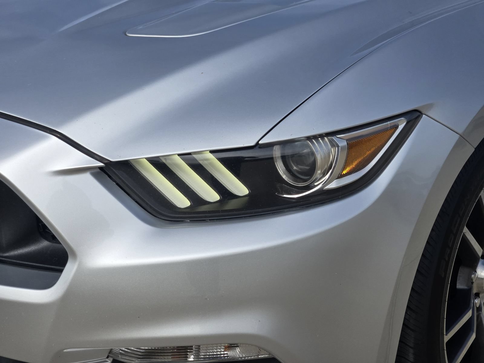 Used 2017 Ford Mustang GT RWD image 10