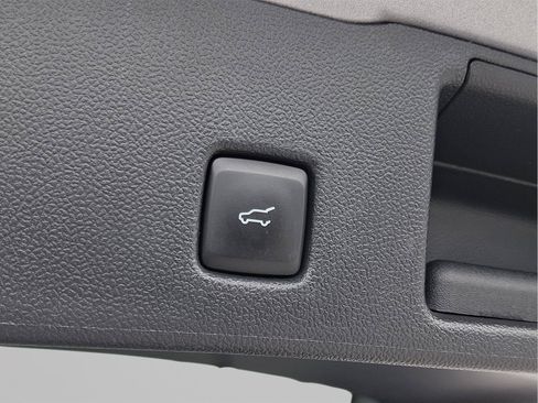 Used 2023 Ford Escape Platinum AWD/4WD image 26