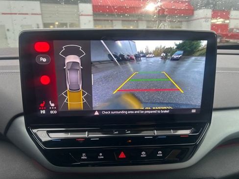 Used 2023 Volkswagen ID.4 Pro image 26