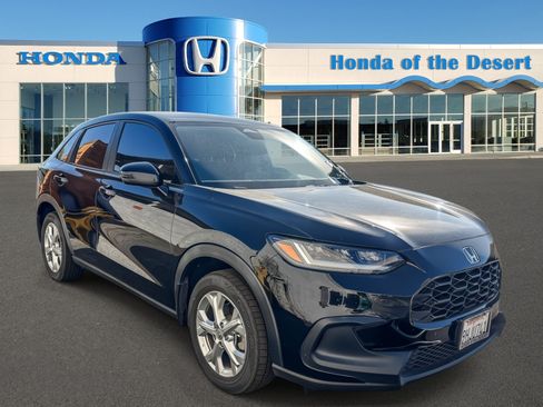 Used 2024 Honda HR-V LX image 1