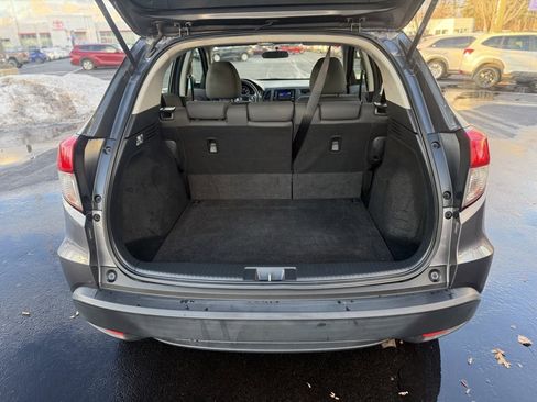 Used 2020 Honda HR-V LX image 17