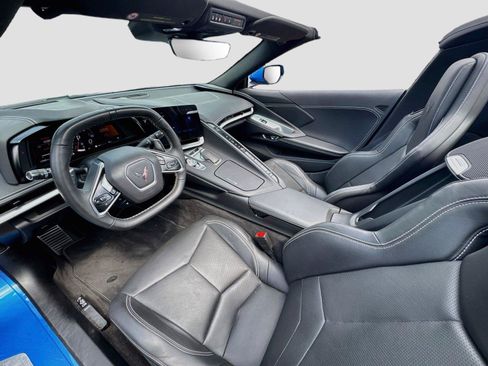 Used 2024 Chevrolet Corvette Stingray Convertible w/ 1LT RWD image 10