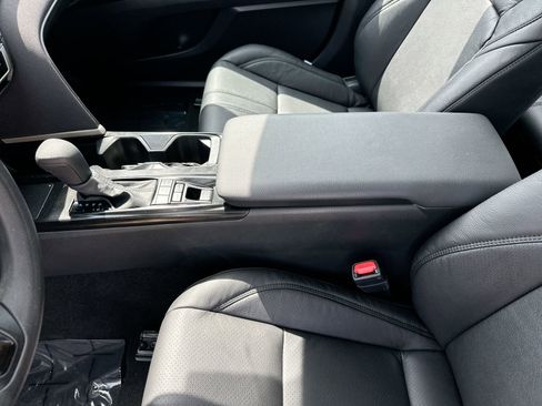 Used 2025 Toyota Camry LE image 20