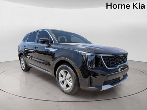 New 2026 Kia Sorento LX FWD image 2