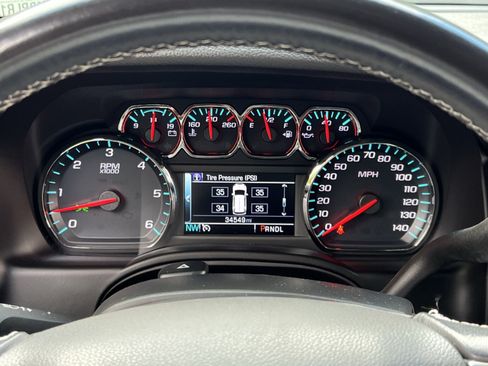 Used 2020 Chevrolet Suburban LS RWD image 22