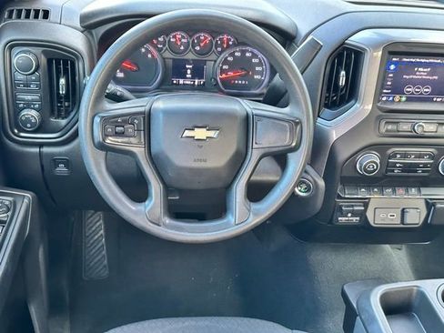 Used 2023 Chevrolet Silverado 1500 Custom image 8