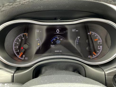 Used 2022 Jeep Grand Cherokee Laredo X AWD/4WD image 13