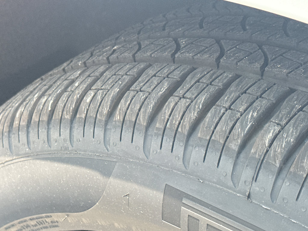 New 2027 Chrysler Pacifica Select FWD image 9