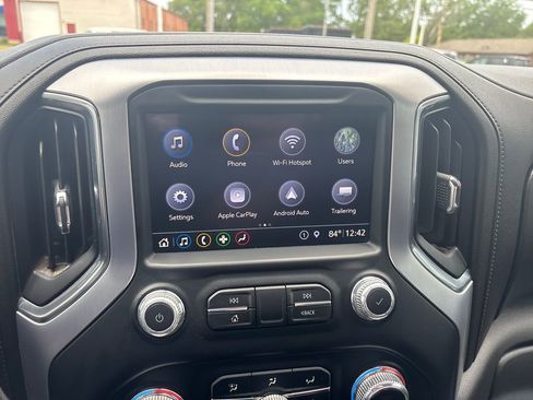 Used 2019 GMC Sierra 1500 SLT AWD/4WD image 22