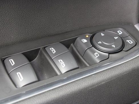 Used 2024 GMC Sierra 1500 SLT w/ X31 Off-Road Package image 59