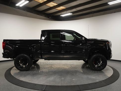 New 2026 GMC Sierra 1500 AT4 w/ AT4 Premium Package AWD/4WD image 11