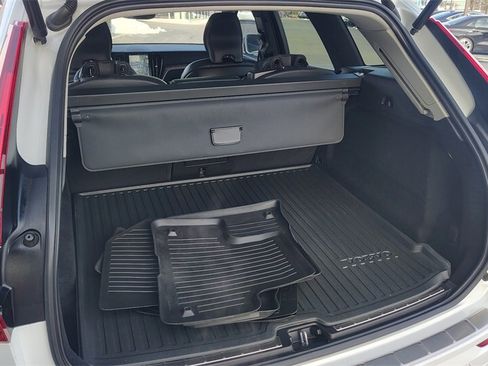 Certified 2023 Volvo XC60 B5 Plus w/ Climate Package image 30